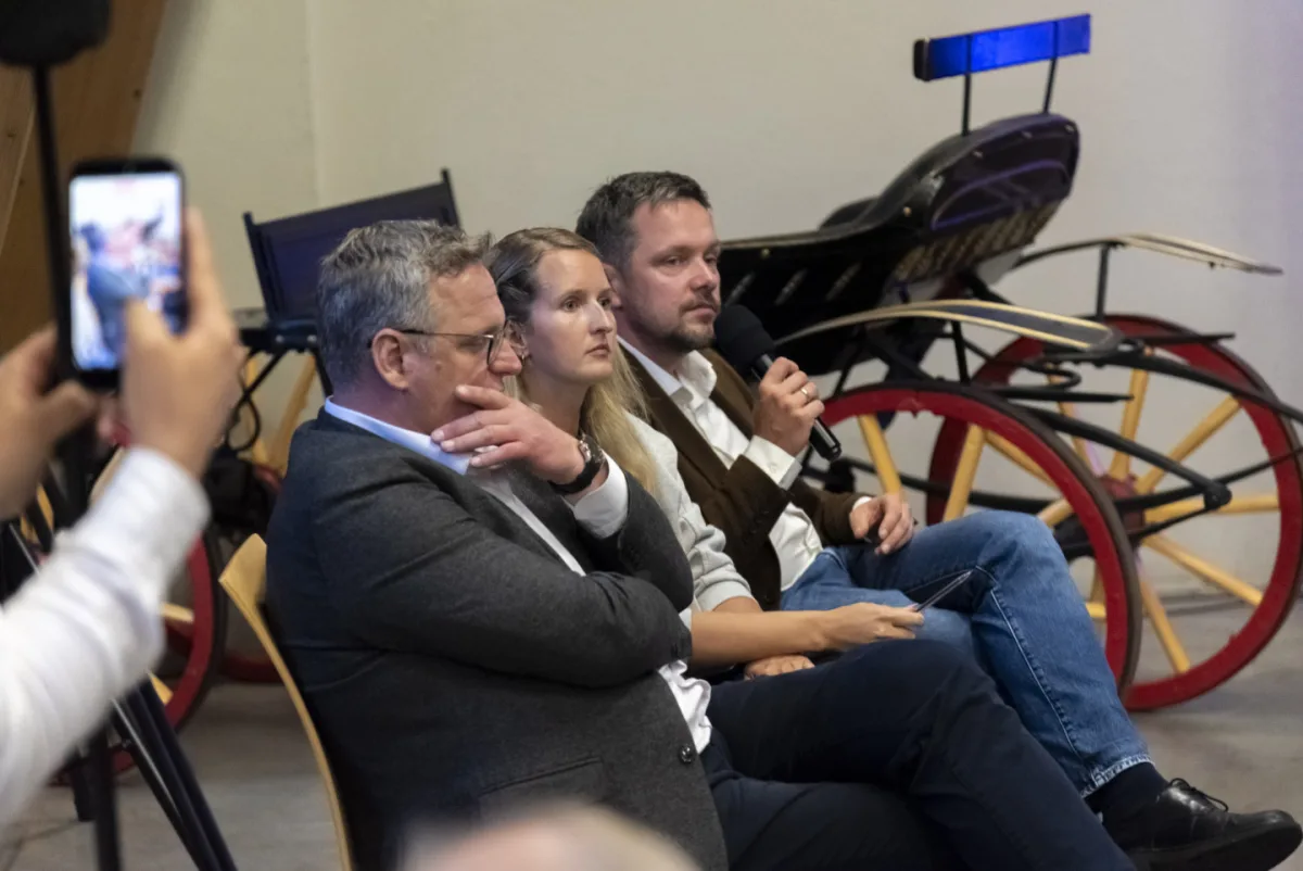 Rīgas dome apsver ielu dalīšanu tranzīta un tikai vietējo iedzīvotāju zonās